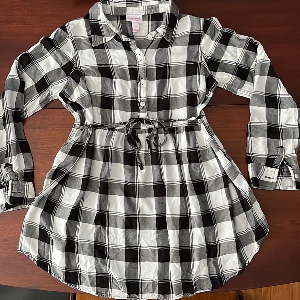 Isabel Maternity by Ingrid & Isabel Buffalo plaid top Size Small
